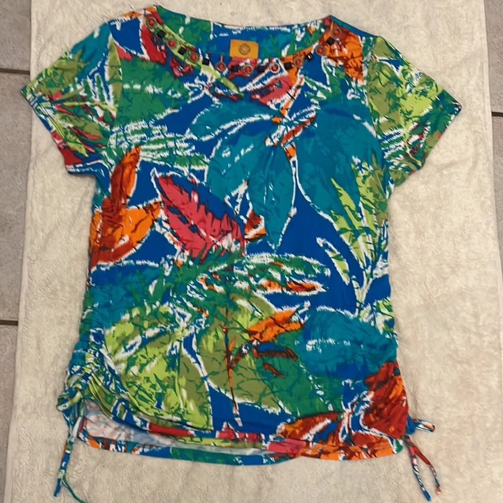 Ruby Rd. top - Picture 3 of 8